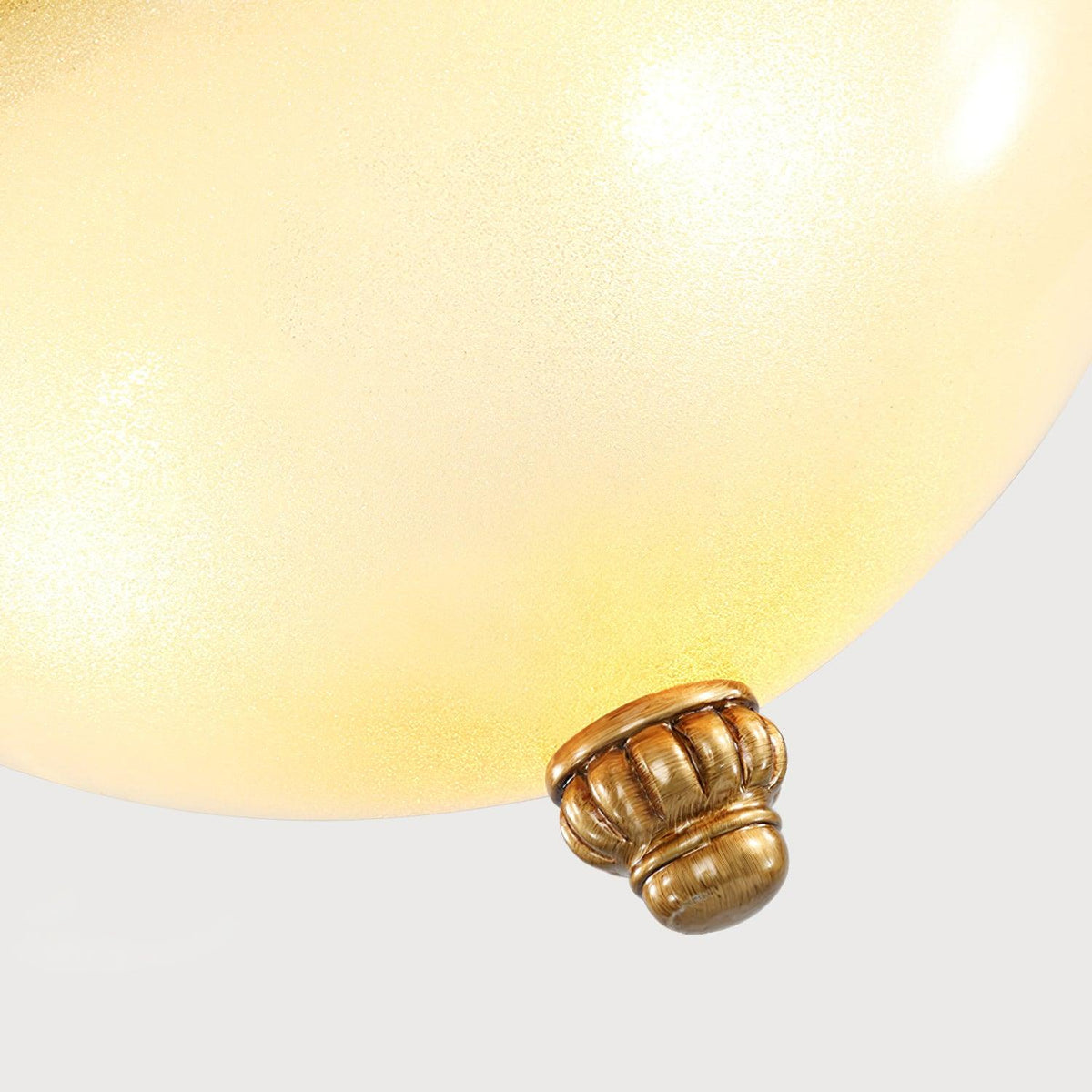 Eiriveon plafondlamp met matglas en antiek beige frame