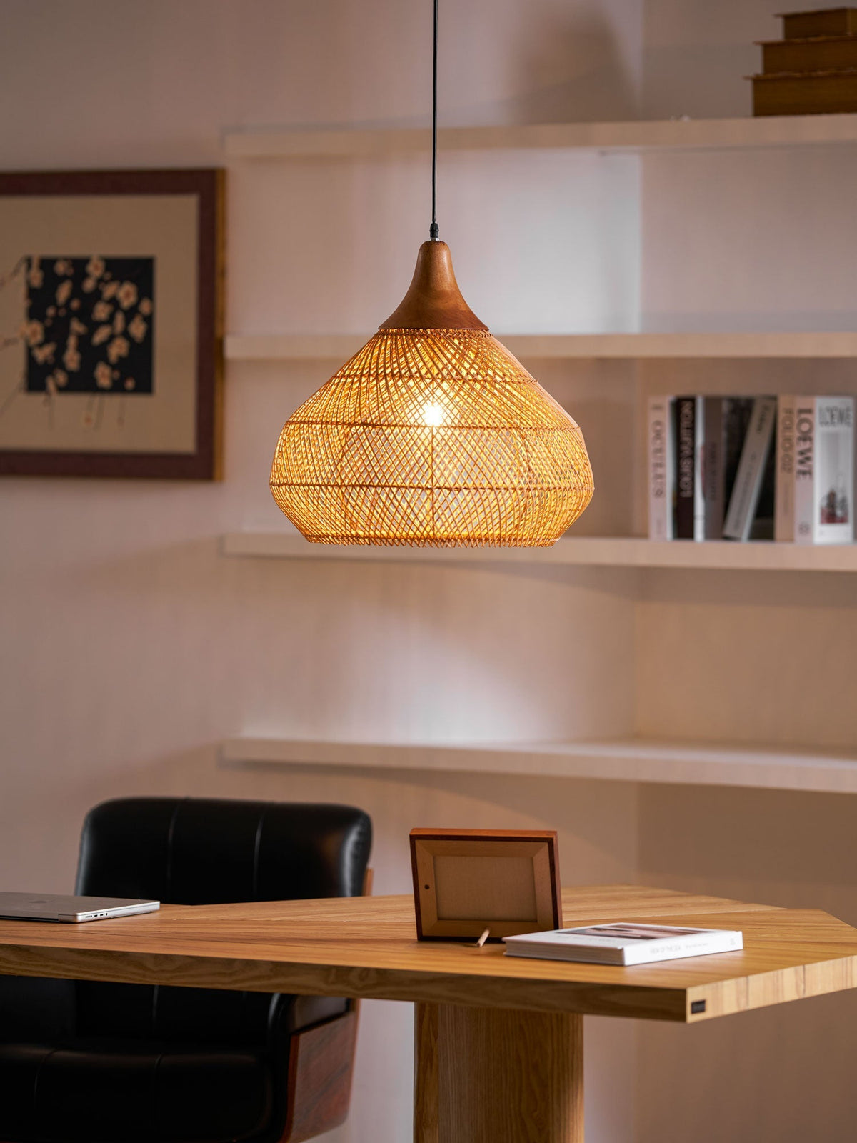 Solavn hanglamp van rotan en hout
