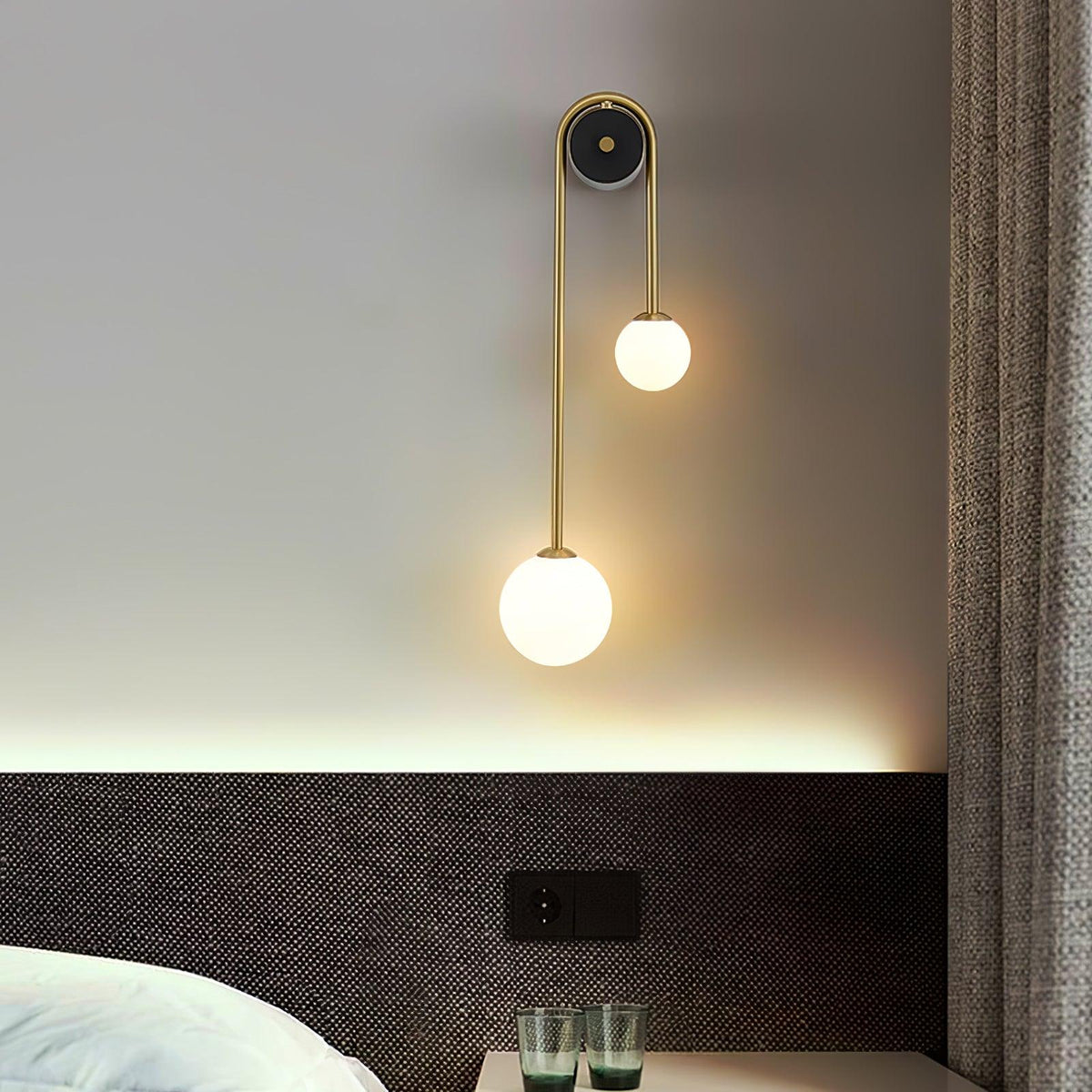 Teveny moderne minimalistische wandlamp van messing met glazen kap