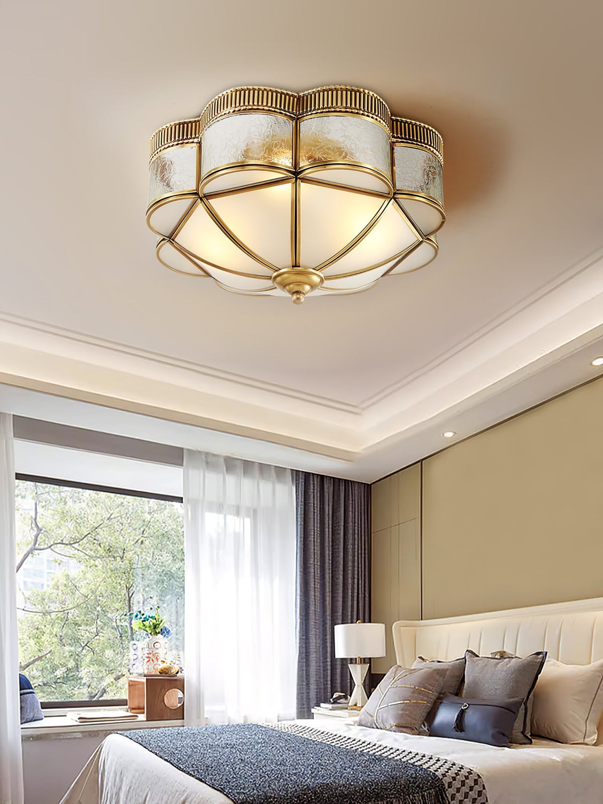 Soliiella Plafondlamp Messing Koepel Mat klassiek Elegant