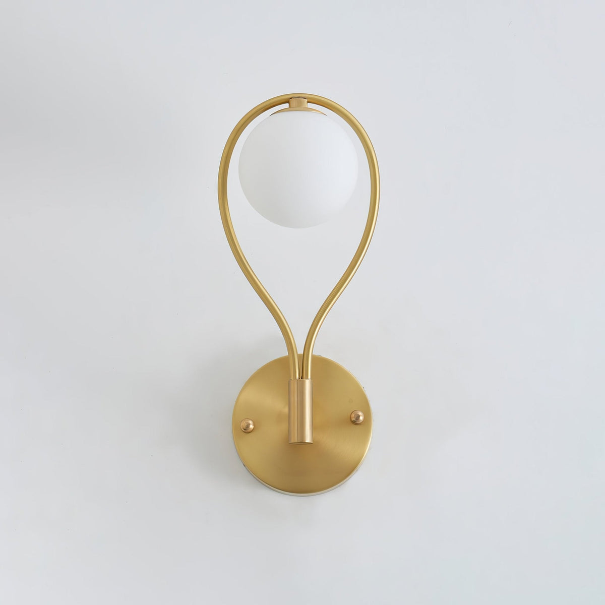 Eiralaya Moderne wandlamp van messing met glas in minimalistisch design