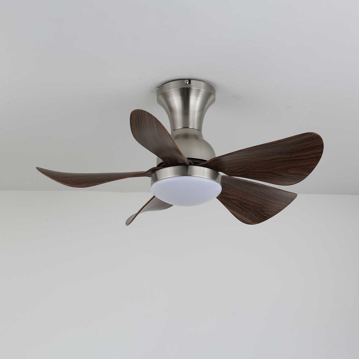 Novaro Moderne plafondventilator met verlichting van walnoothout