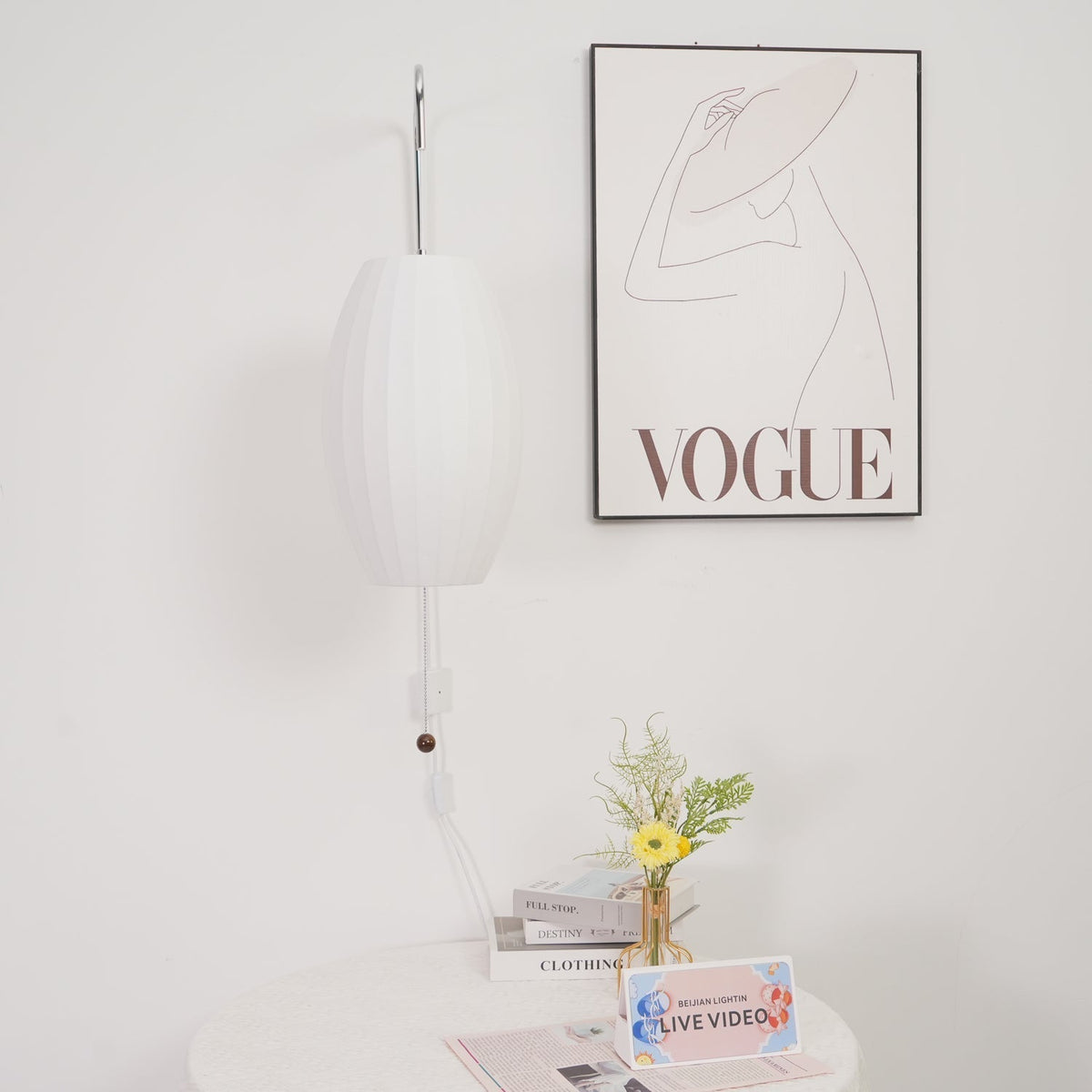 Aldinira wandlamp walnoot bal