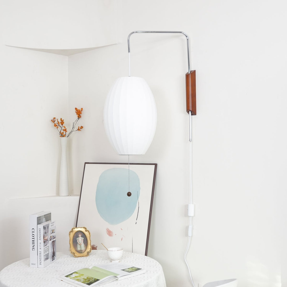 Aldinira wandlamp walnoot bal
