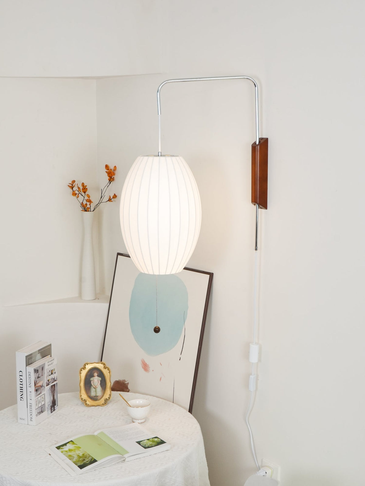Aldinira wandlamp walnoot bal