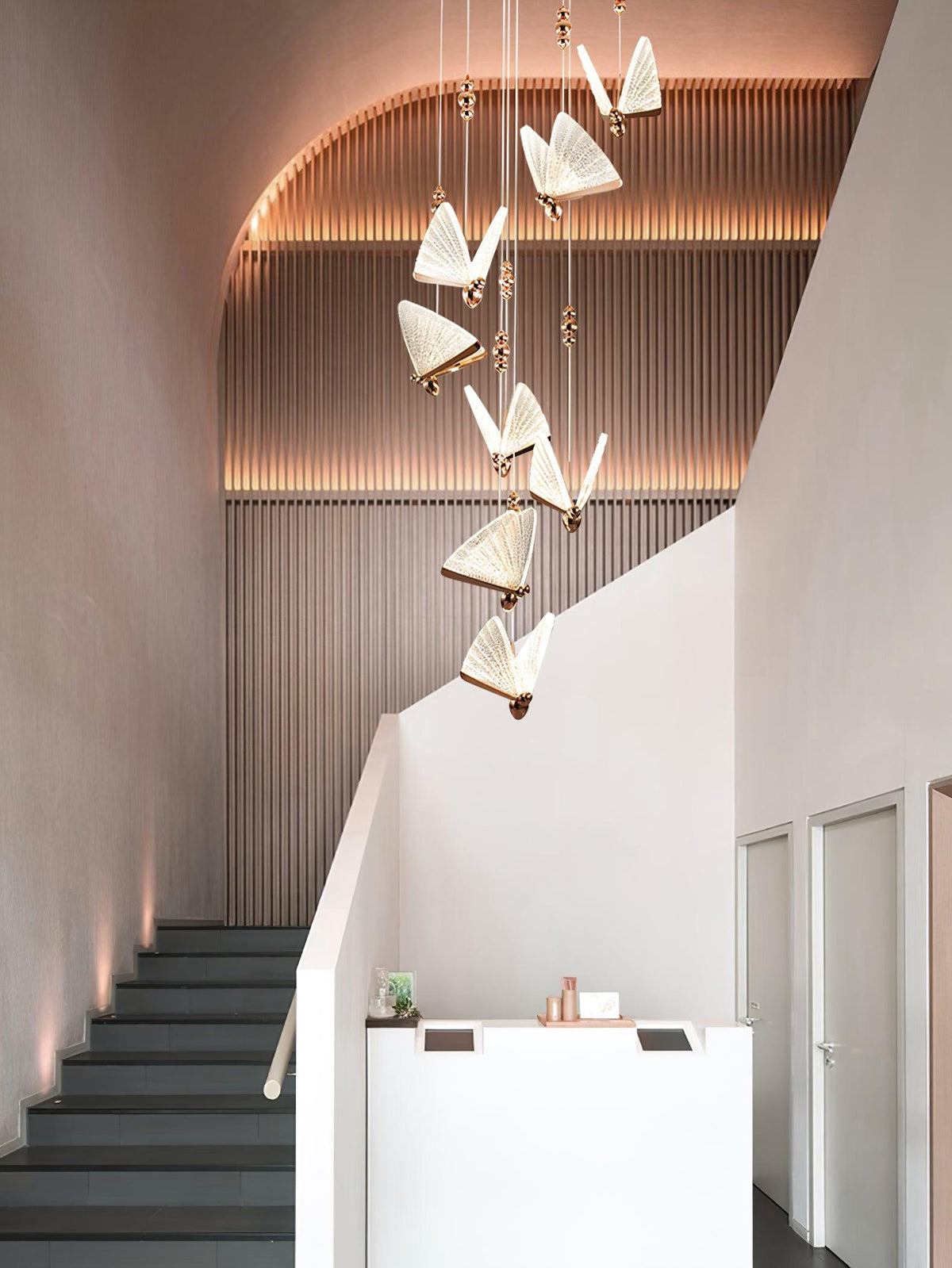 Elaaneria Moderne hanglamp met vleugelvorm