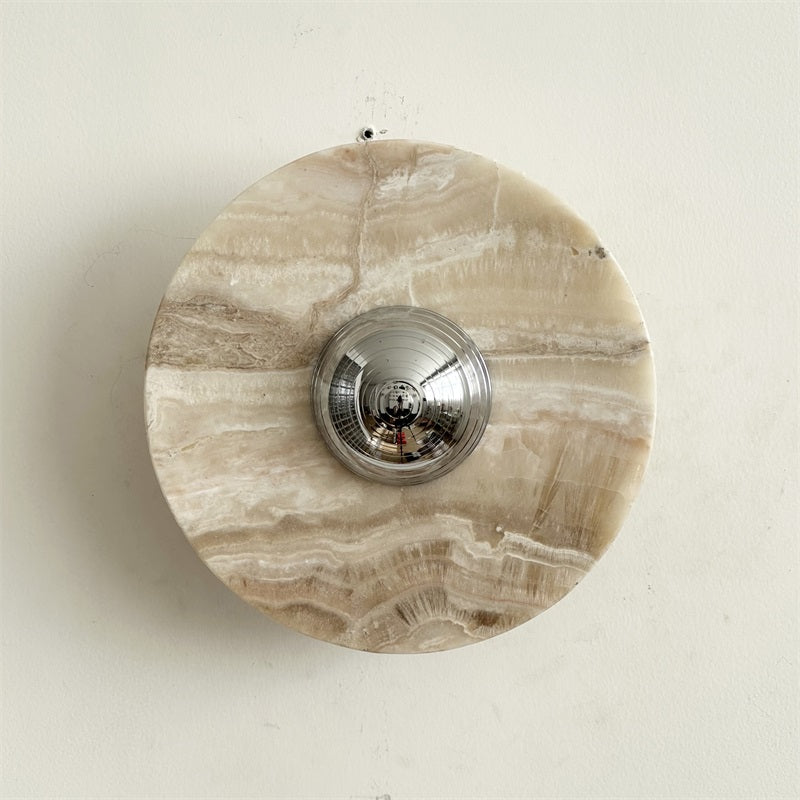 Liorenielle wandlamp