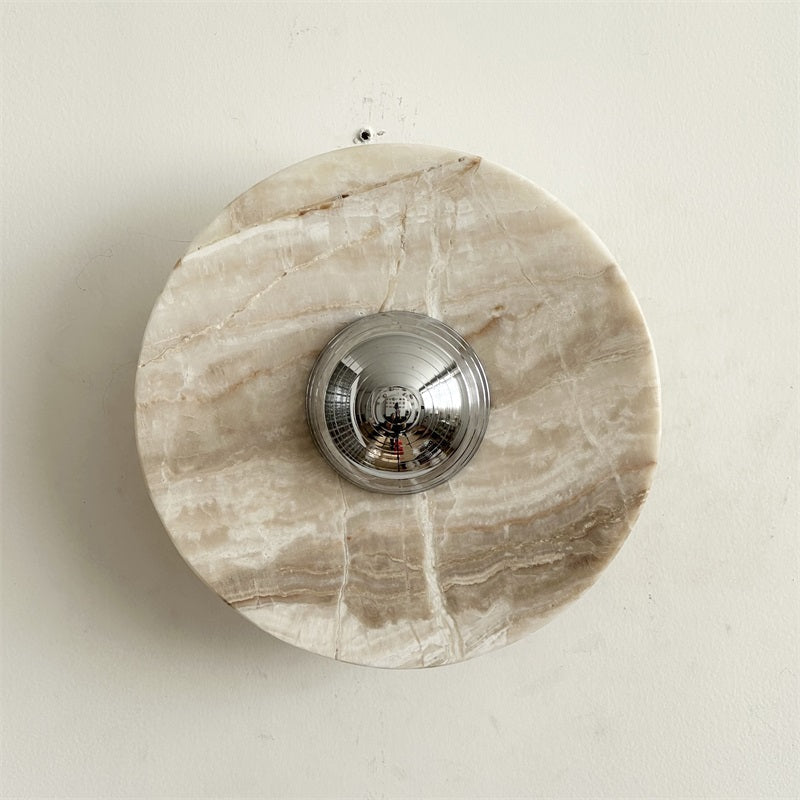 Liorenielle wandlamp