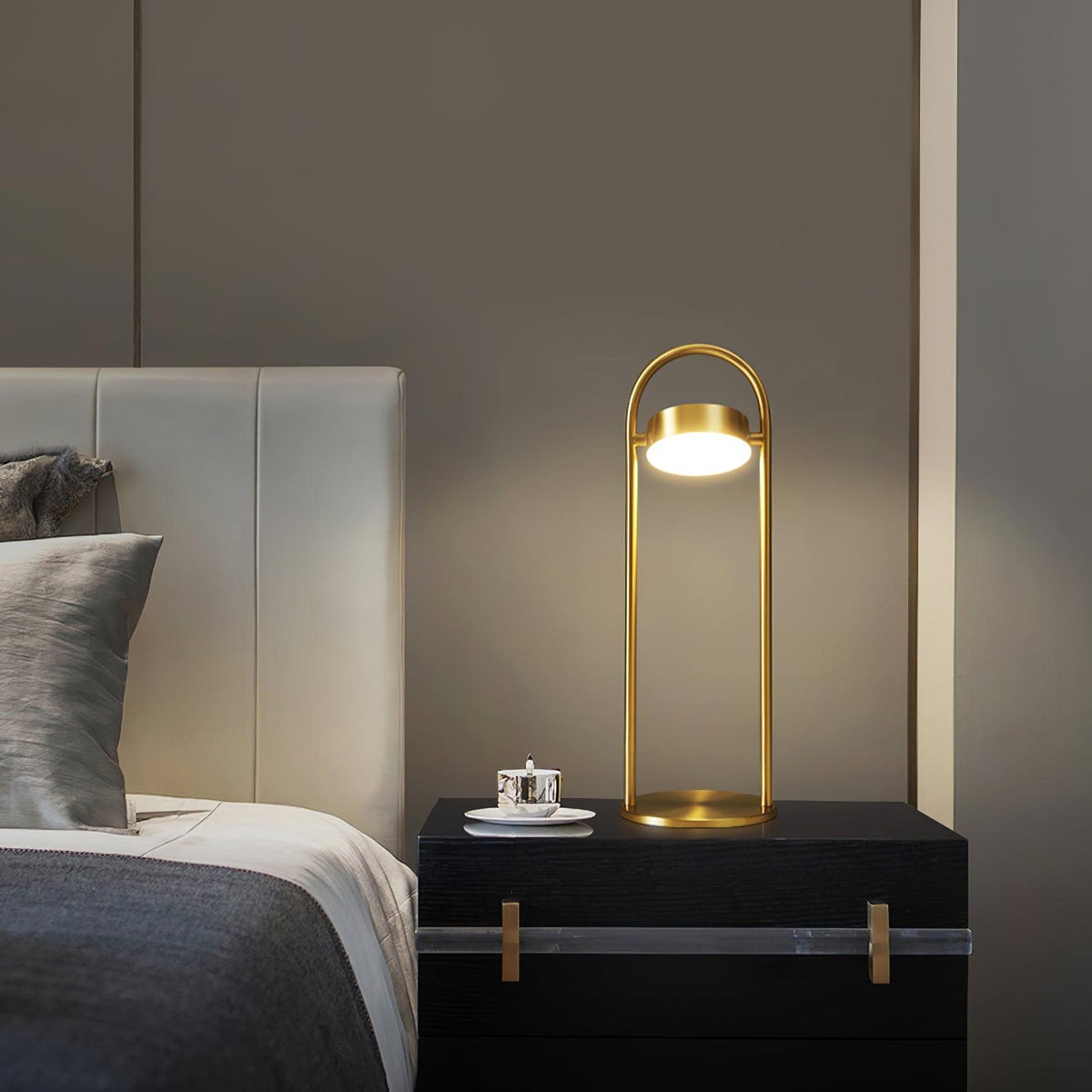 Rivarette minimalistisch tafellamp