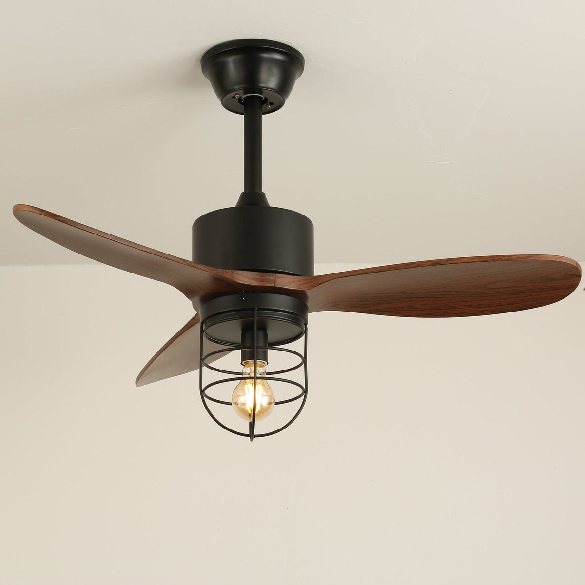 Brisora industriële plafondventilator met verlichting van walnoothout
