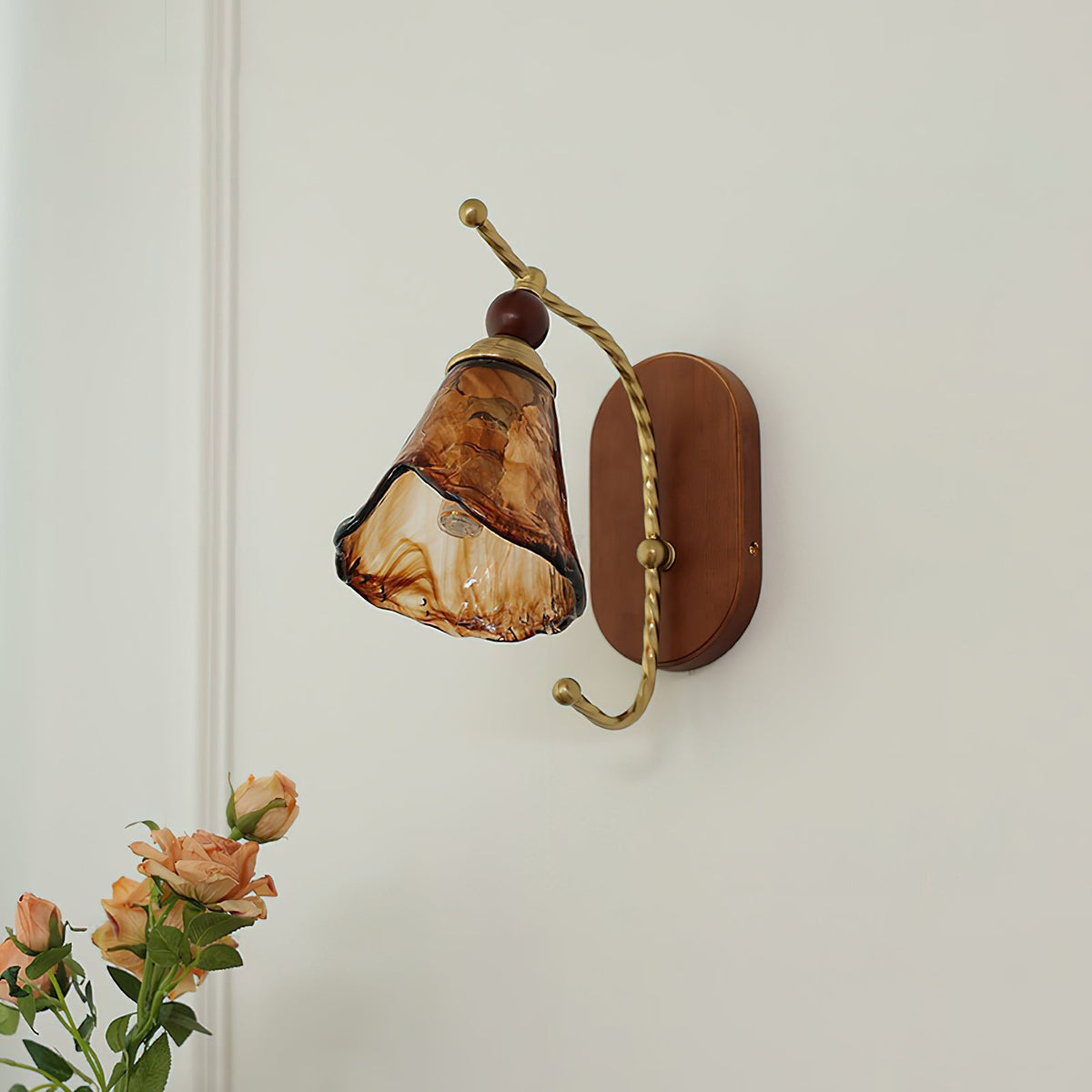 Orelivaya wandlamp