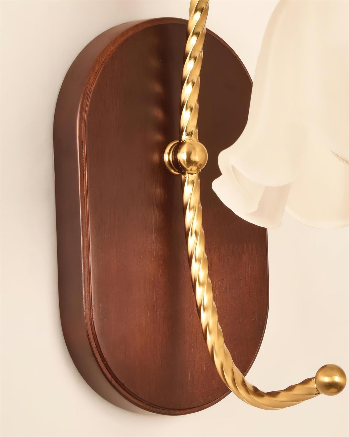 Orelivaya wandlamp
