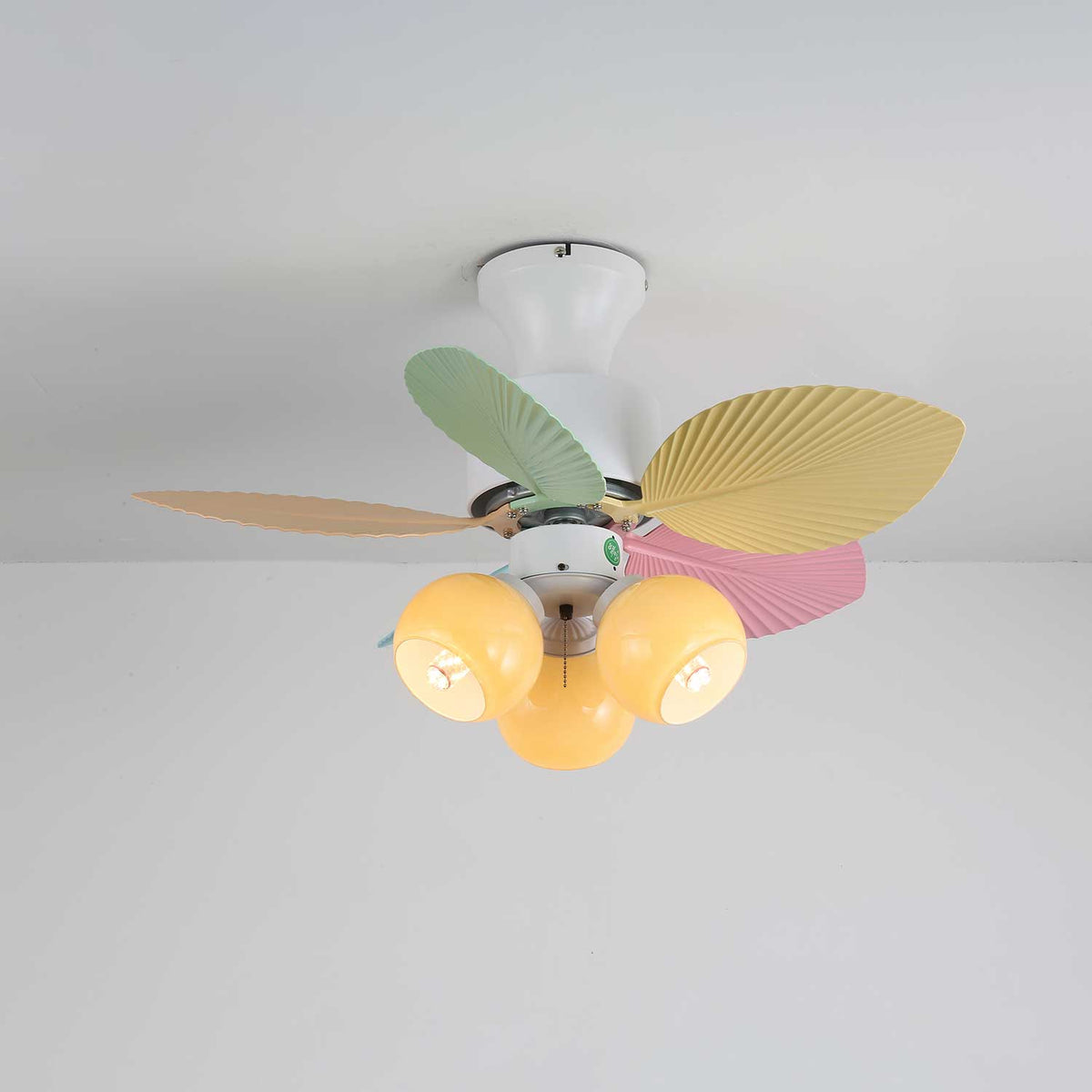 Celoia kleurrijke plafondventilator met verlichting van glas