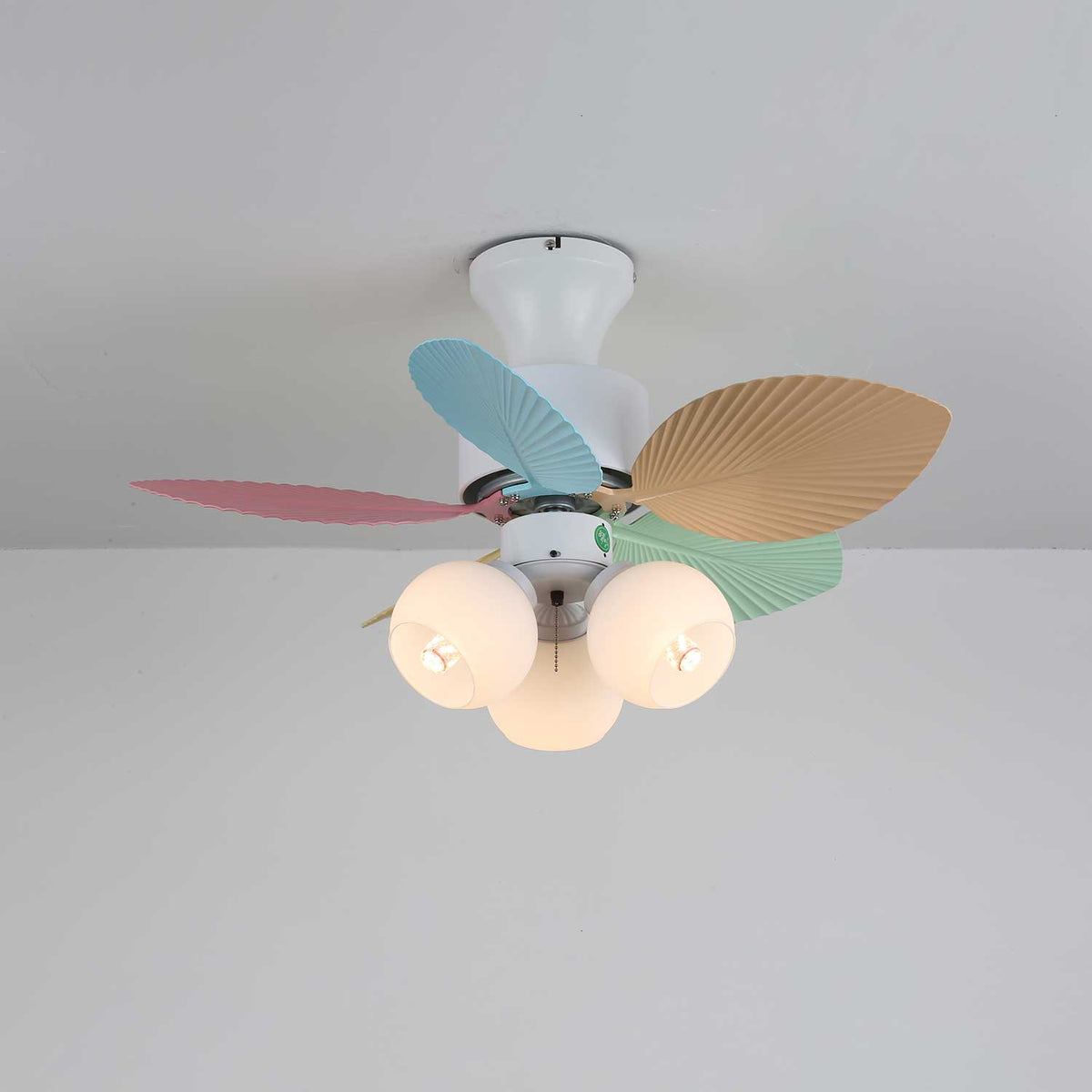 Celoia kleurrijke plafondventilator met verlichting van glas