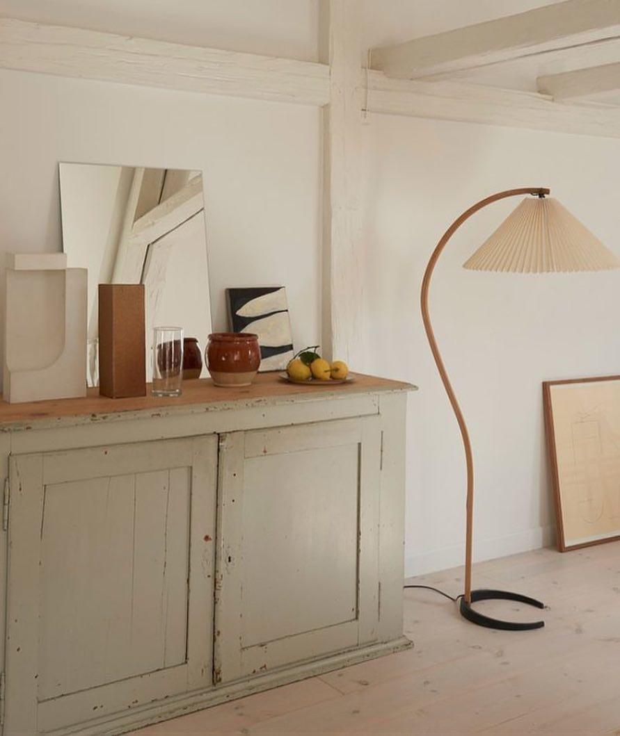 Viaro houten vloerlamp