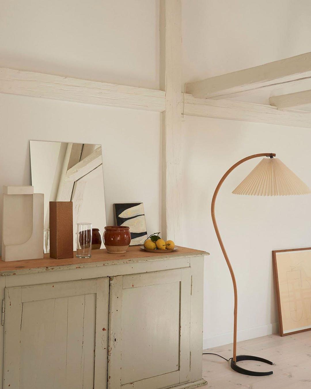 Viaro houten vloerlamp