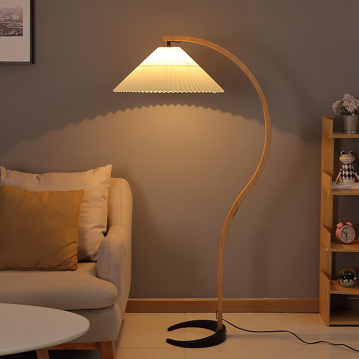 Viaro houten vloerlamp