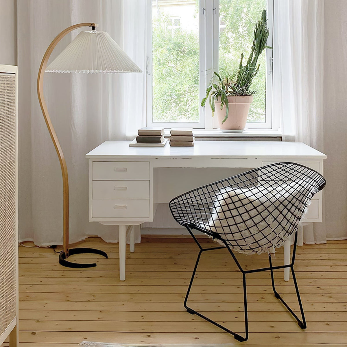 Viaro houten vloerlamp