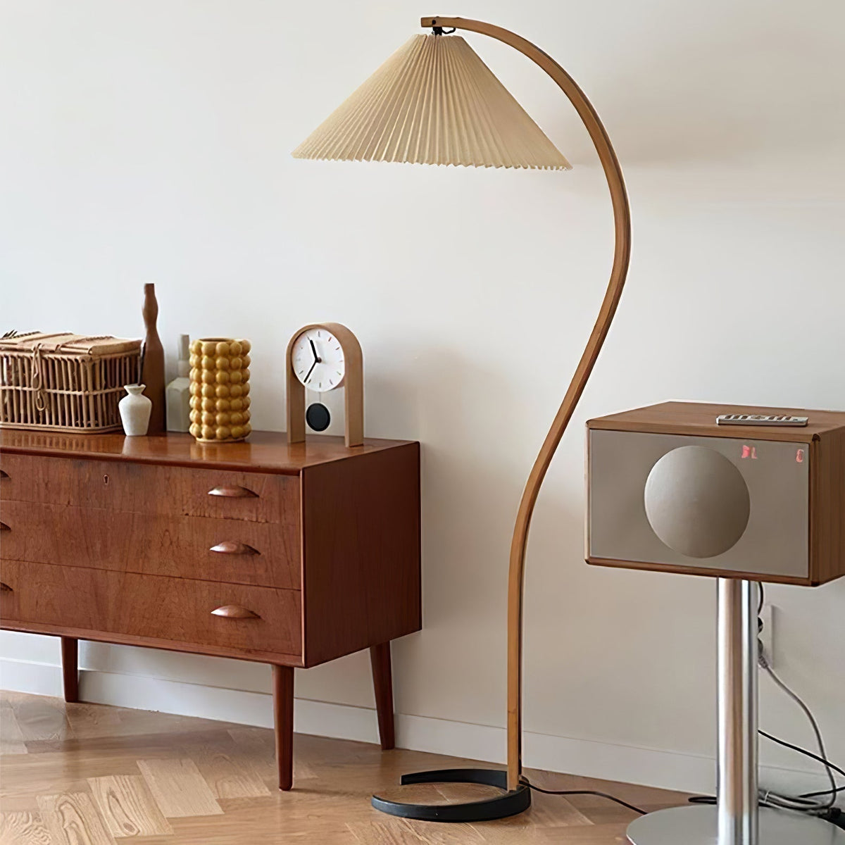 Viaro houten vloerlamp