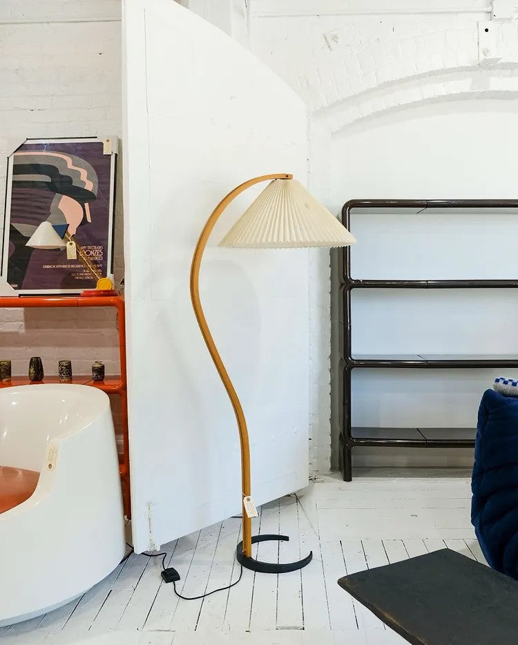 Viaro houten vloerlamp
