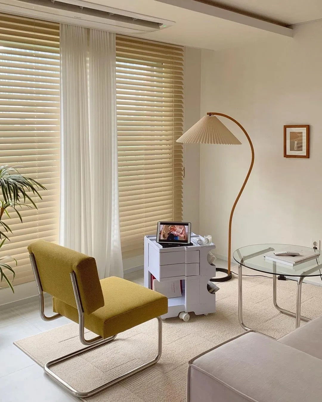Viaro houten vloerlamp
