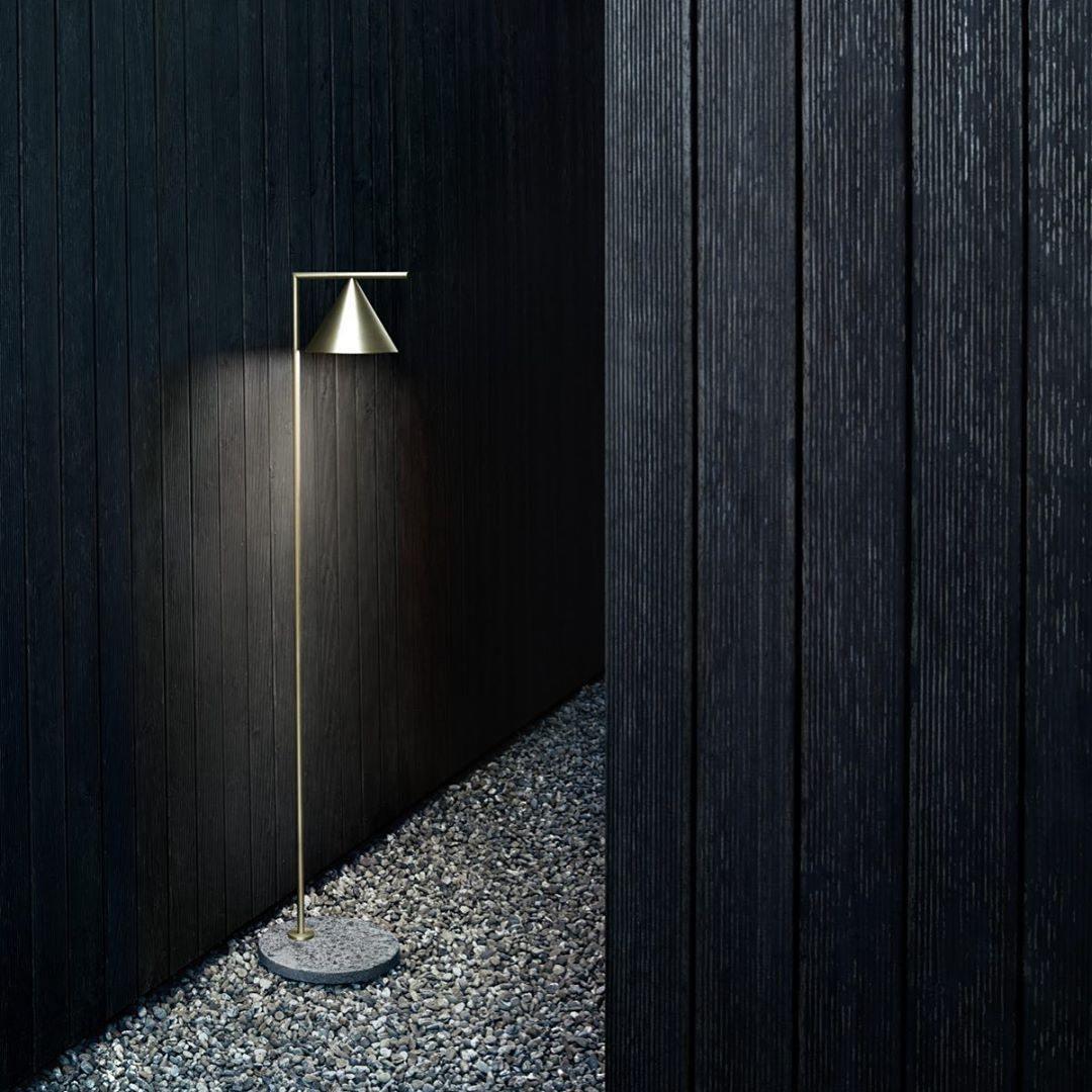 Nell Minimalistische vloerlamp