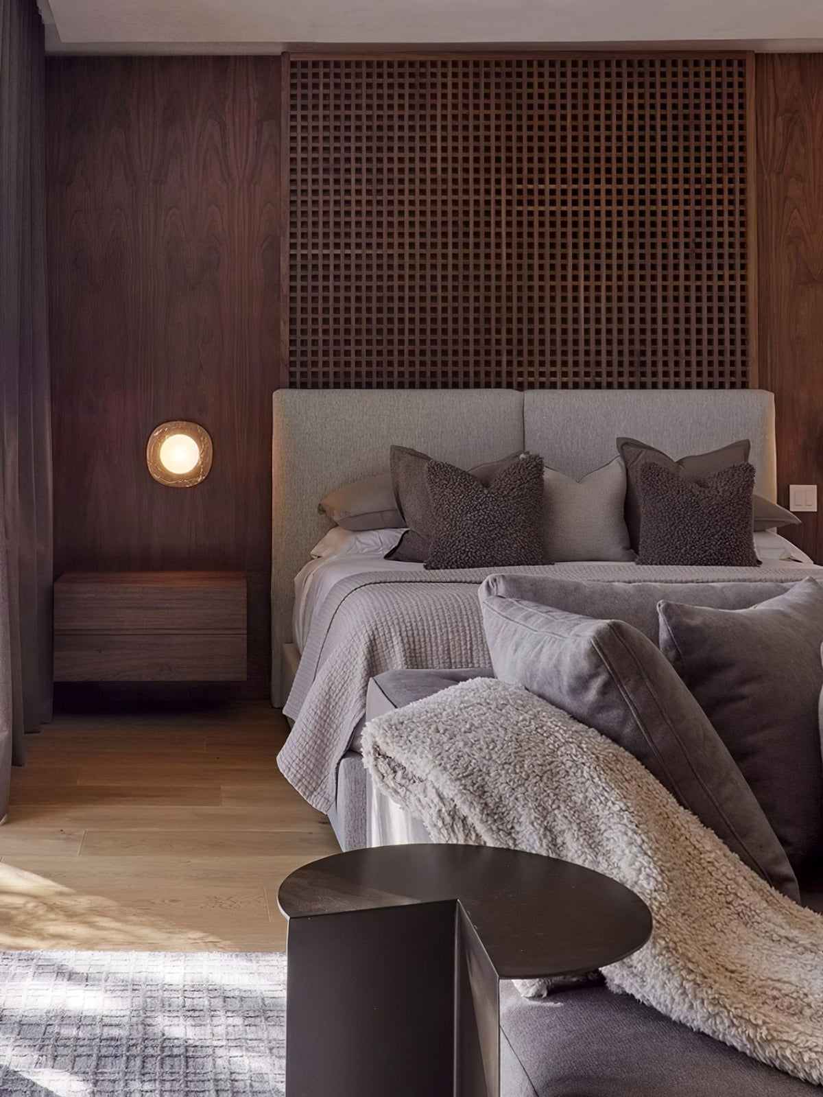 Elaeeria Cusp wandlamp