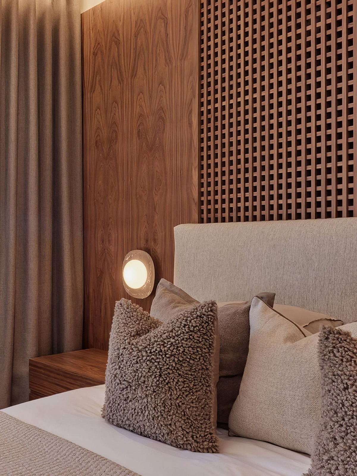 Elaeeria Cusp wandlamp