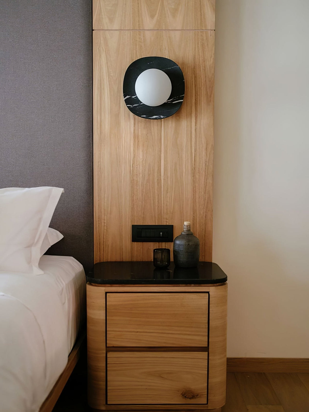 Elaeeria Cusp wandlamp