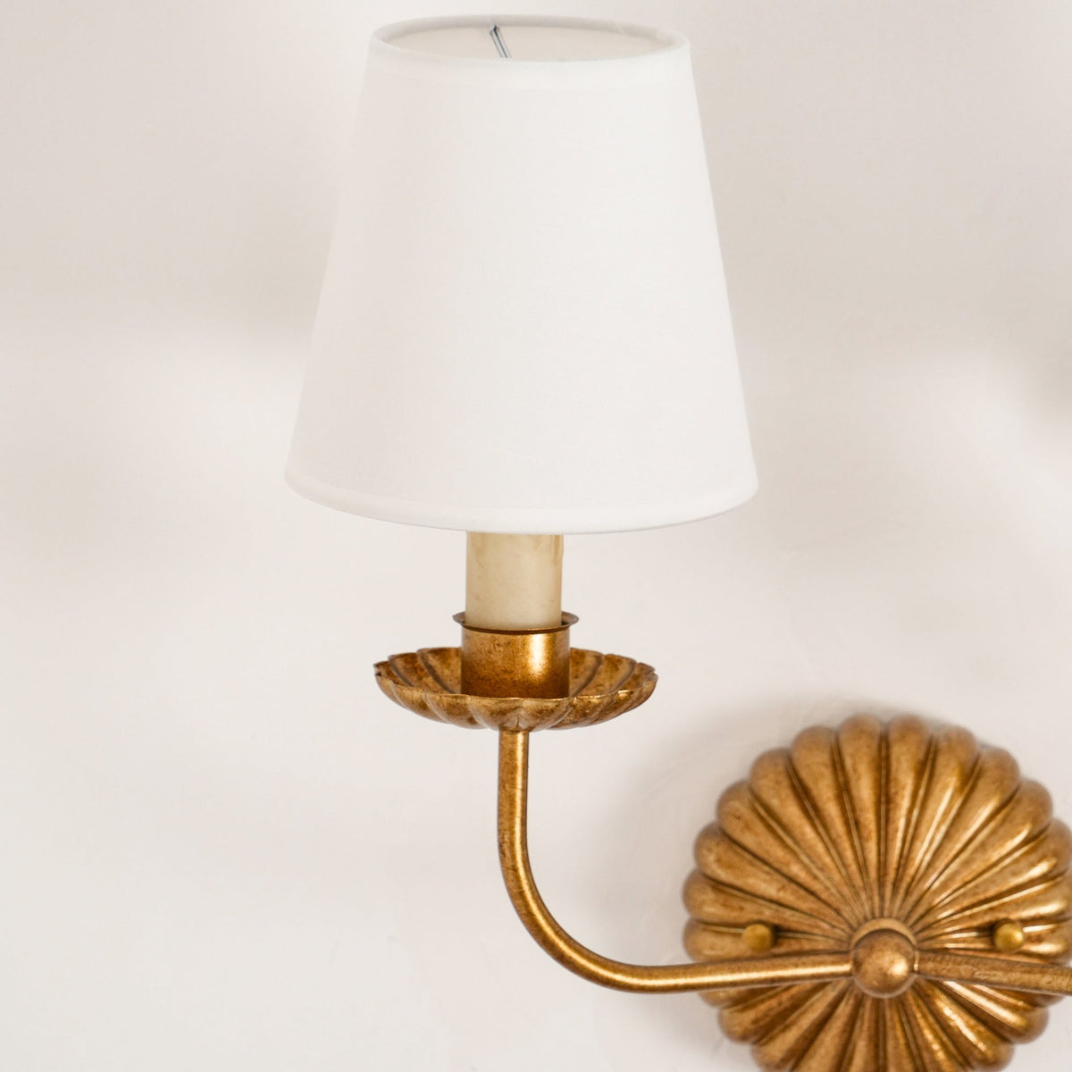Adeliora wandlamp