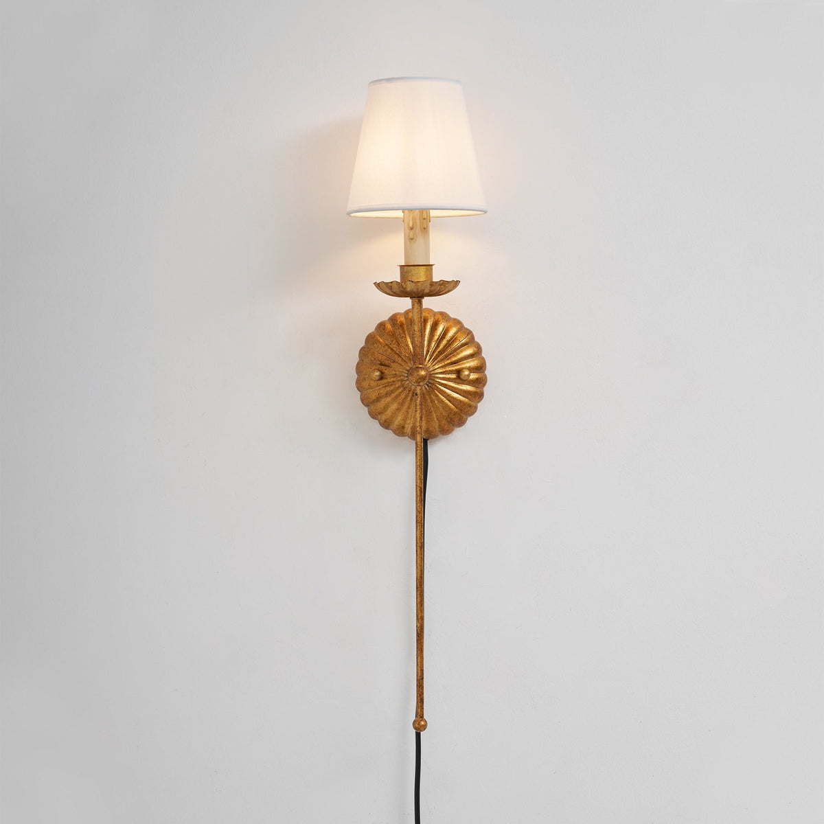 Adeliora wandlamp
