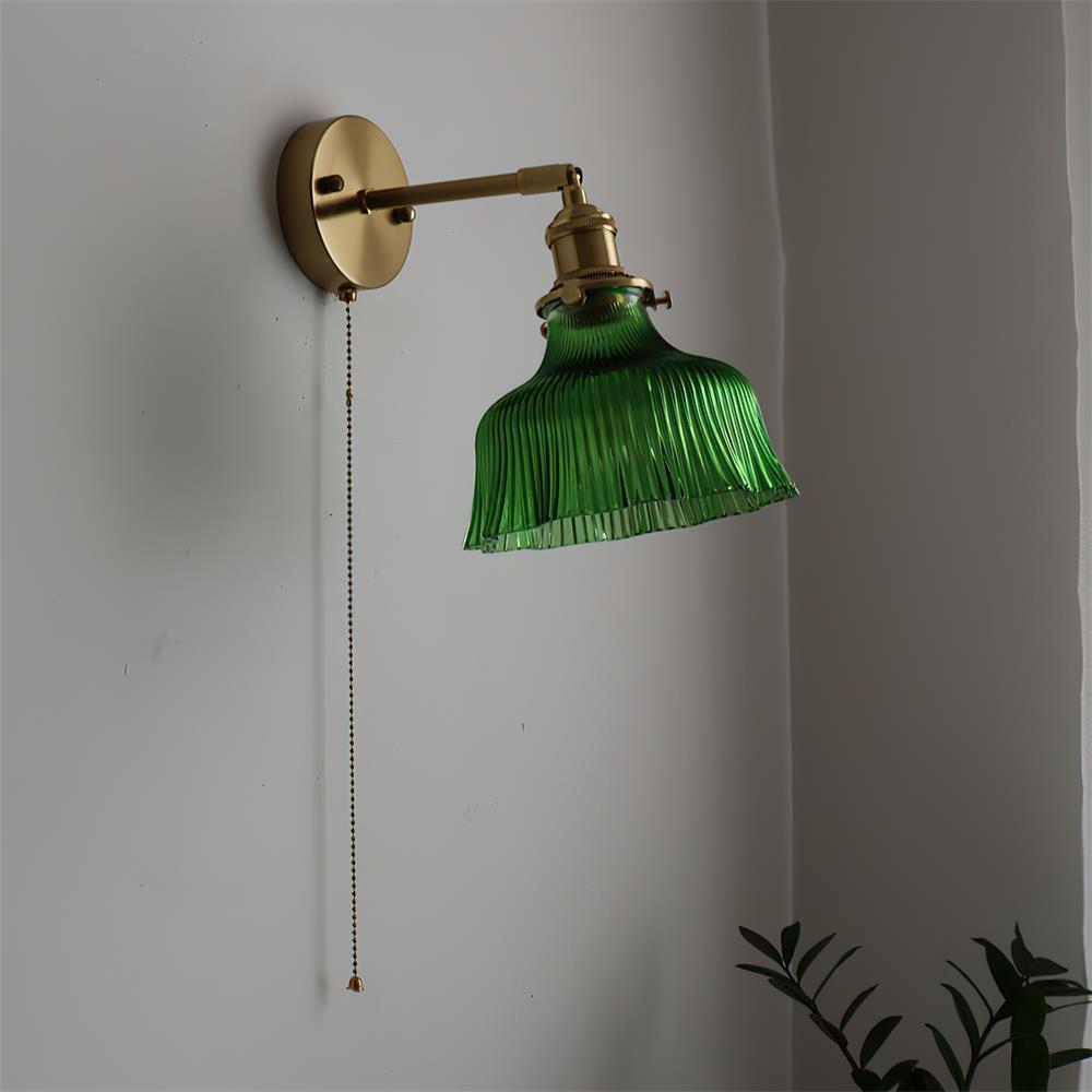 Rilo wandlamp messing met groen/helder glazen kap en trekkoord