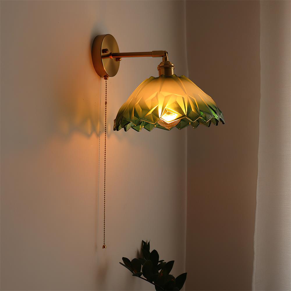 Rilo wandlamp messing met groen/helder glazen kap en trekkoord
