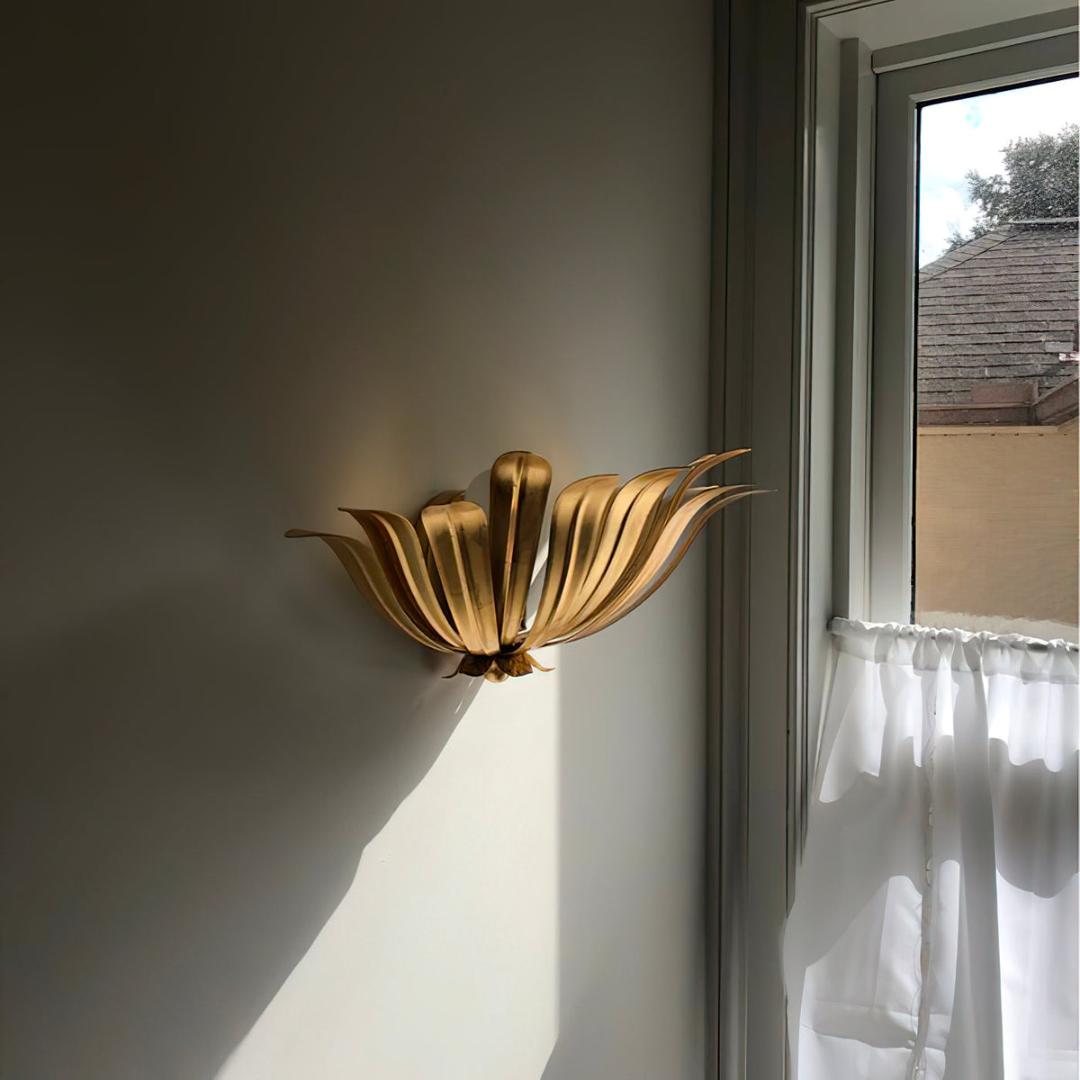 Solivette messing wandlamp