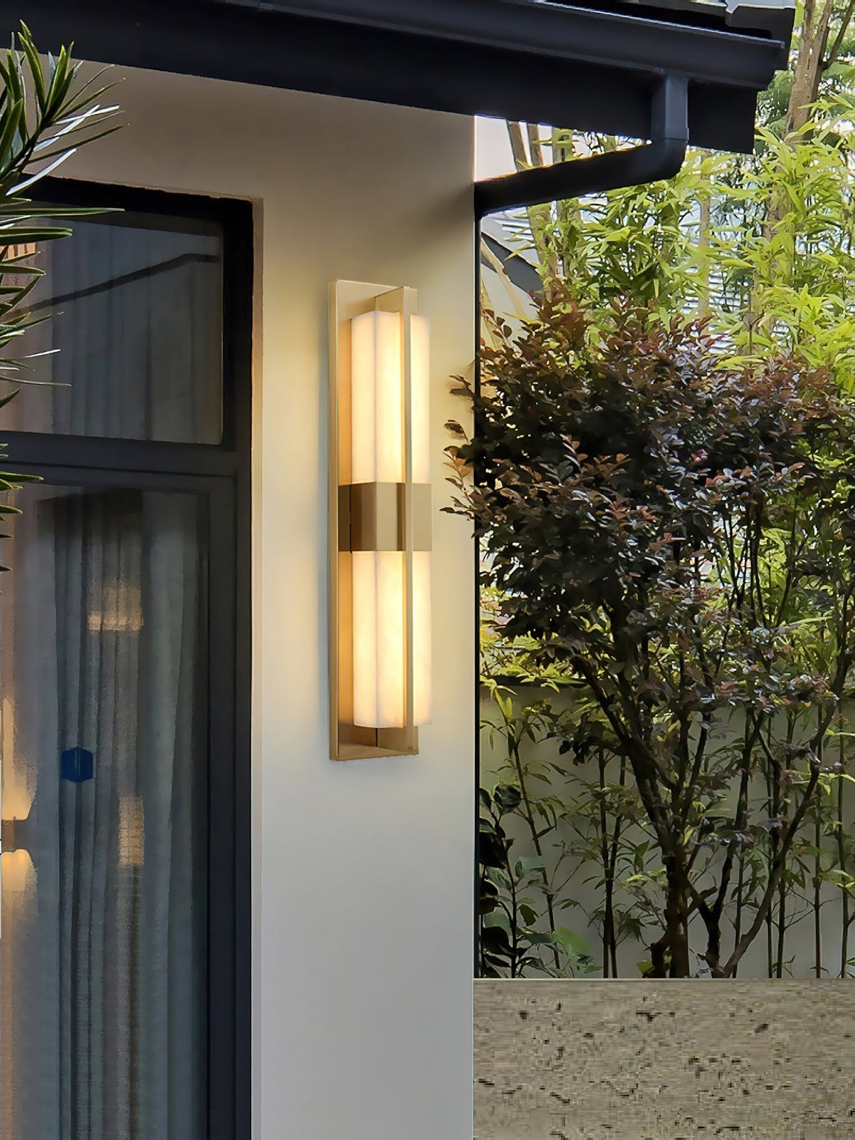 Renanine wandlamp met afwerking