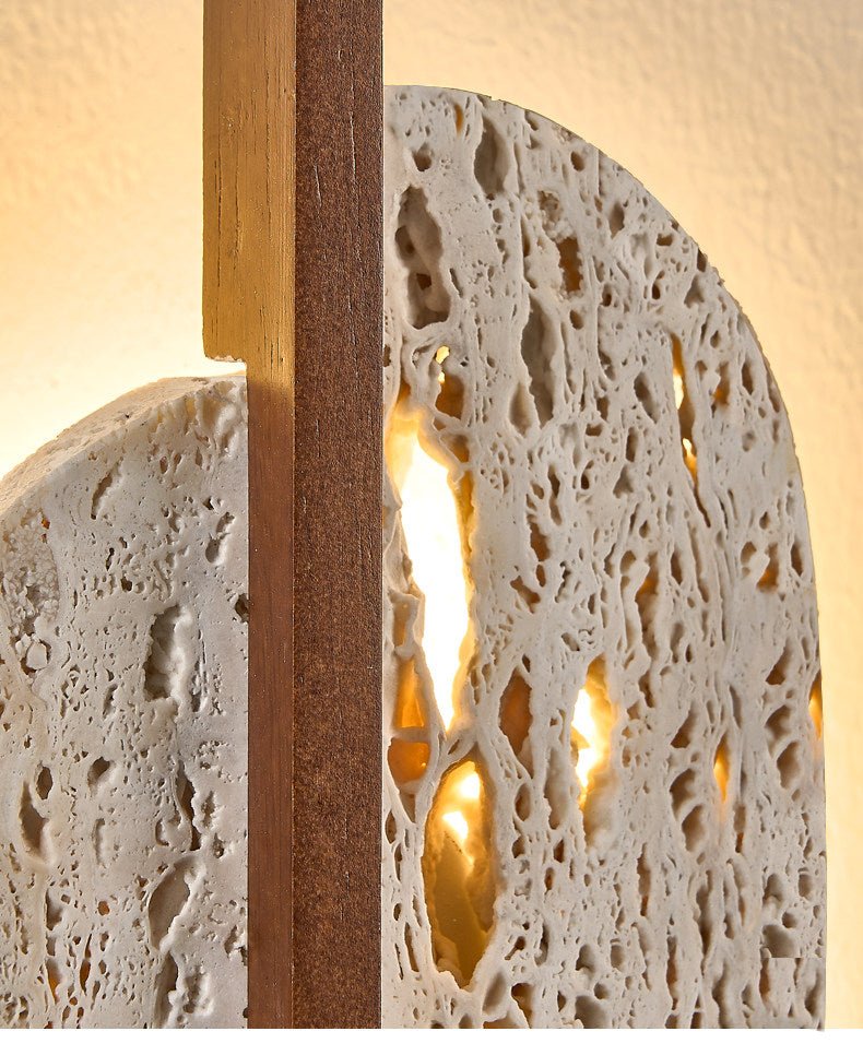 Serinaine wandlamp met geel travertin en walnoot