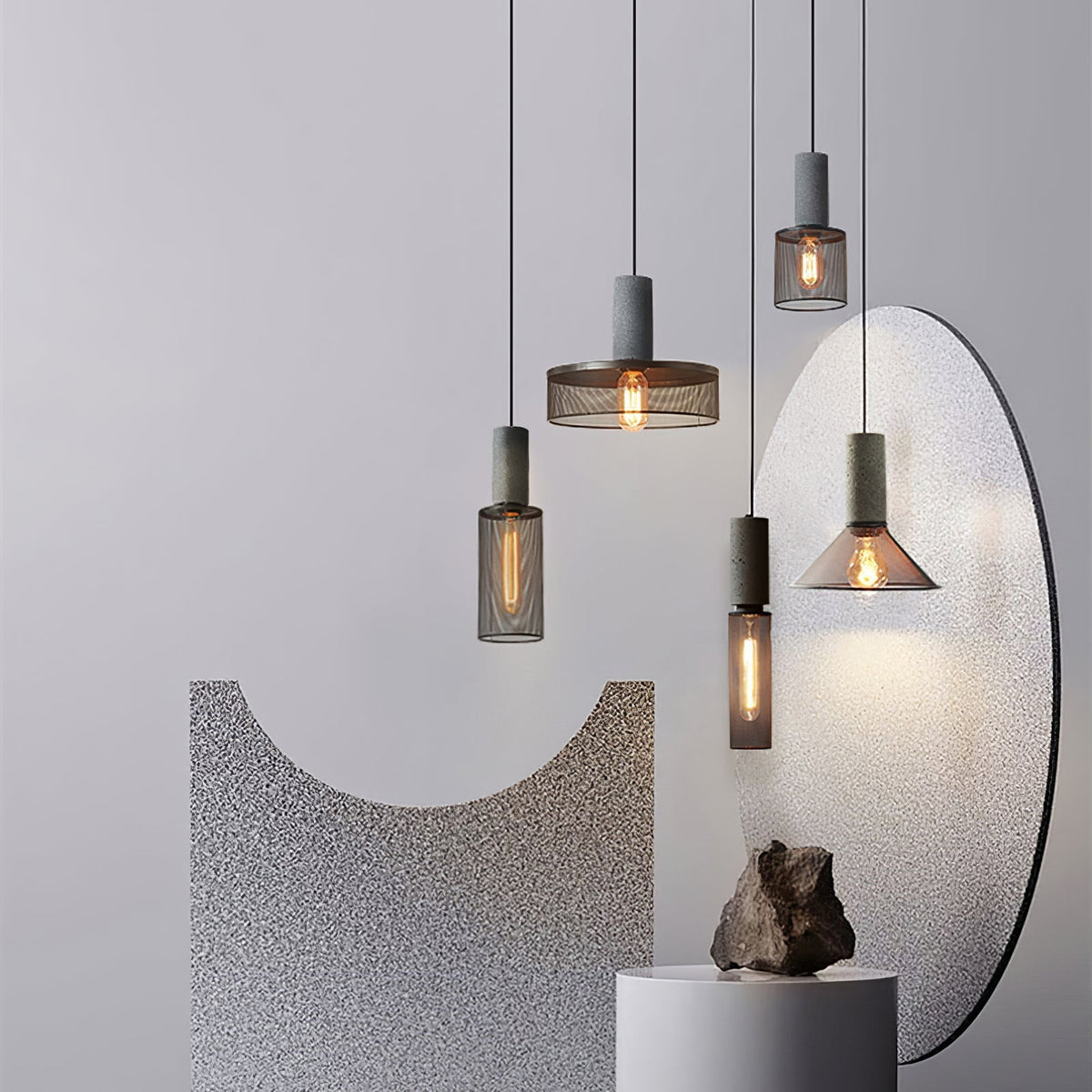 Lumeraine hanglamp van cement met mesh