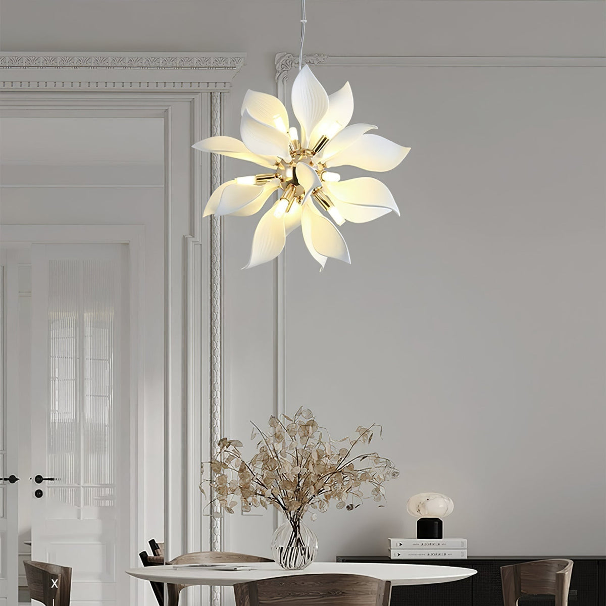 Avir hanglamp met keramische bloemblaadjes