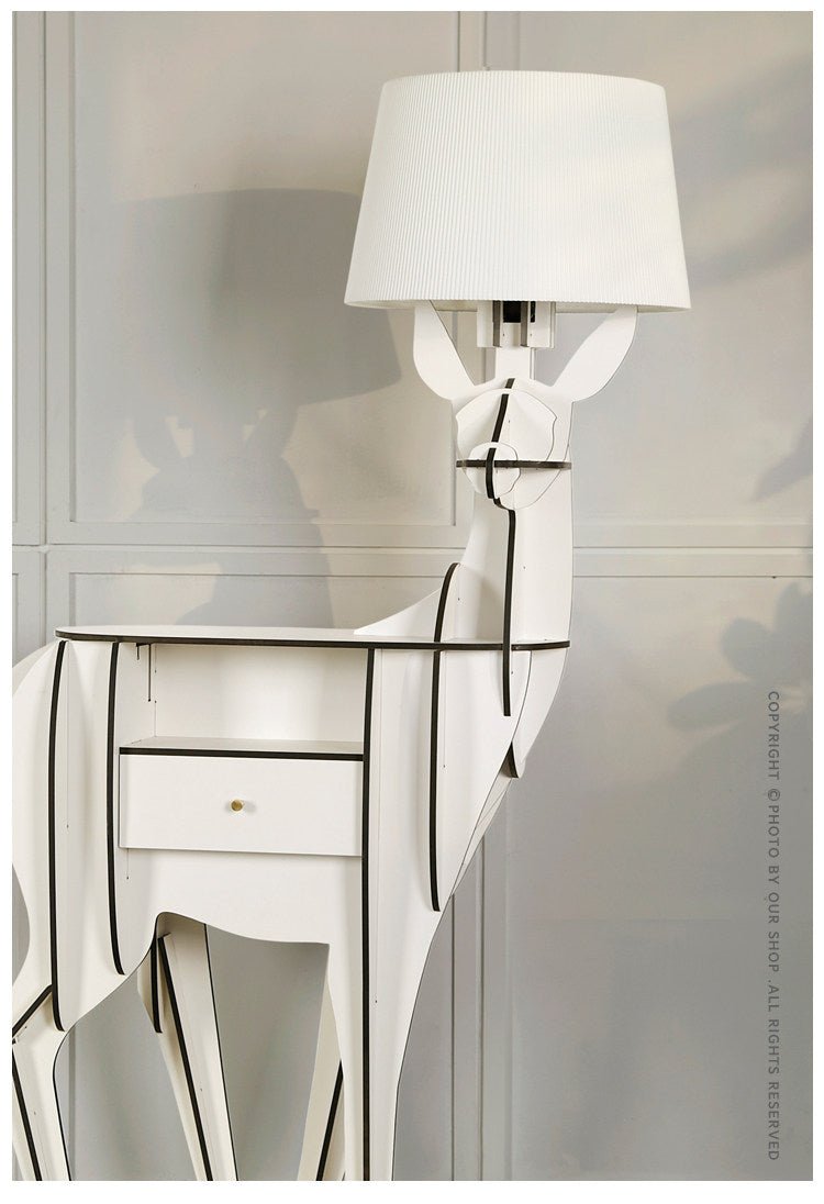 Cervus vloerlamp met diepe kap