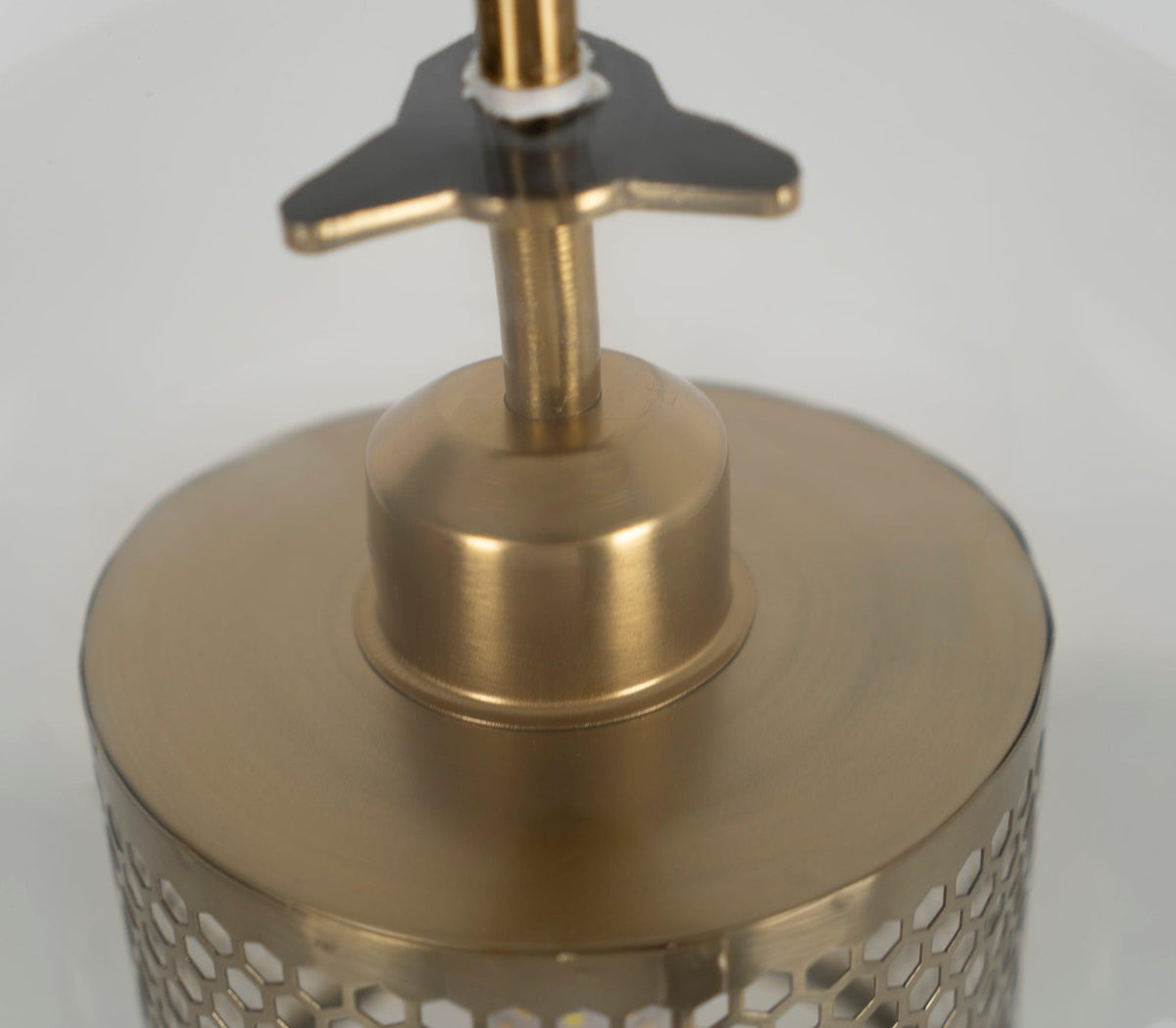 Veleine hanglamp met glazen kap voor woonkamer