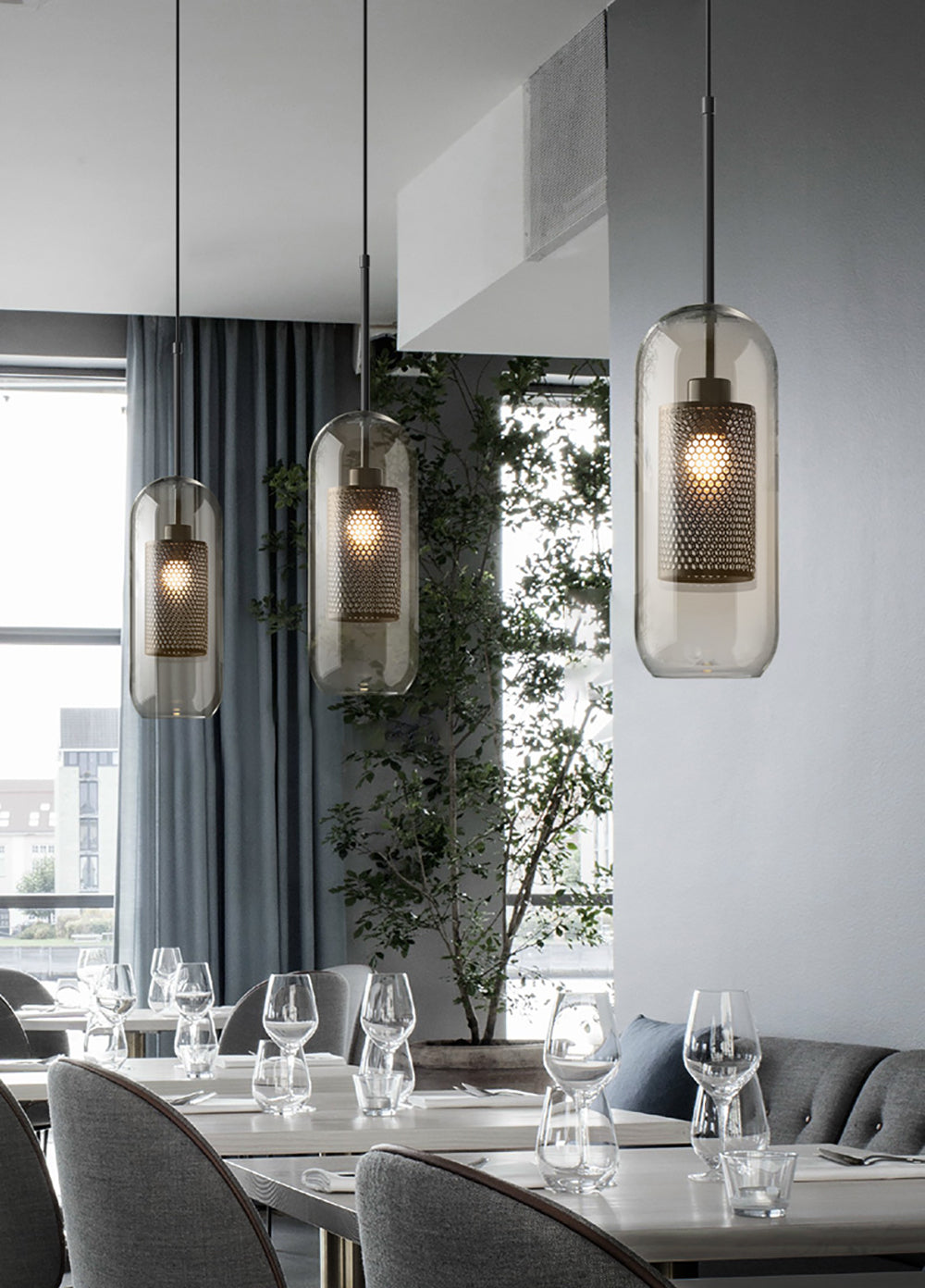 Veleine hanglamp met glazen kap voor woonkamer
