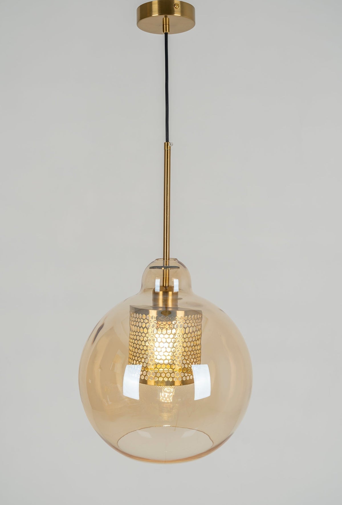 Veleine hanglamp met glazen kap voor woonkamer