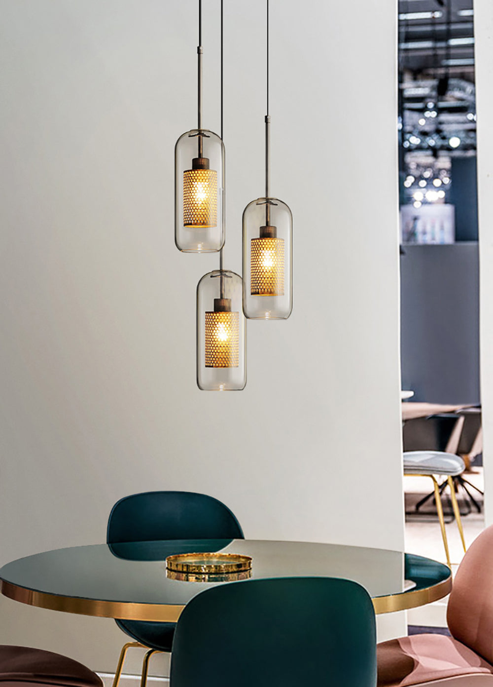 Veleine hanglamp met glazen kap voor woonkamer