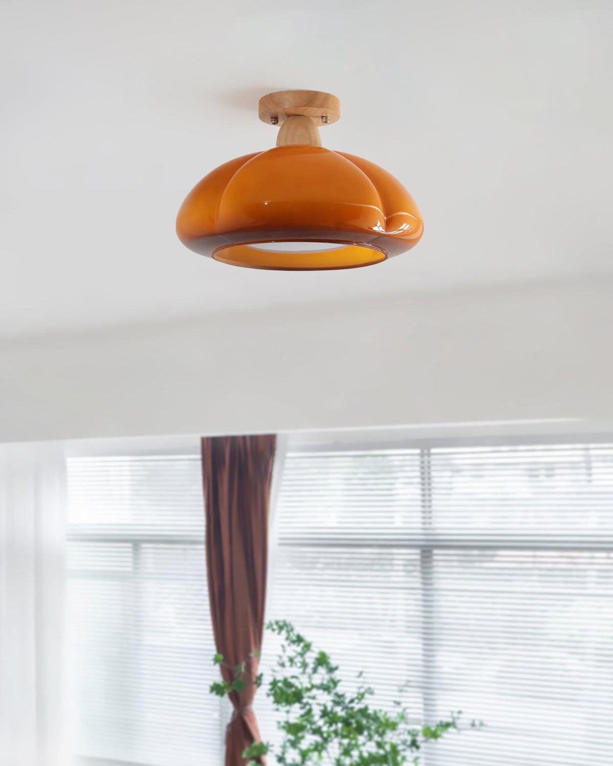 Riva amber glas semi-vlakke plafondlamp