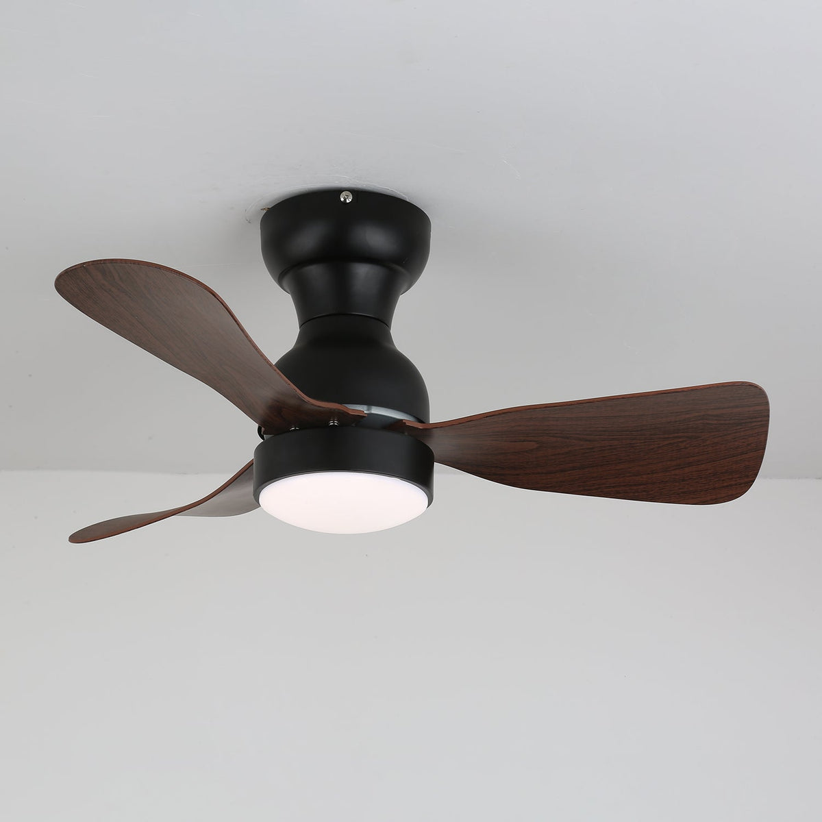 Aurdorus Moderne plafondventilator met verlichting van walnoothout