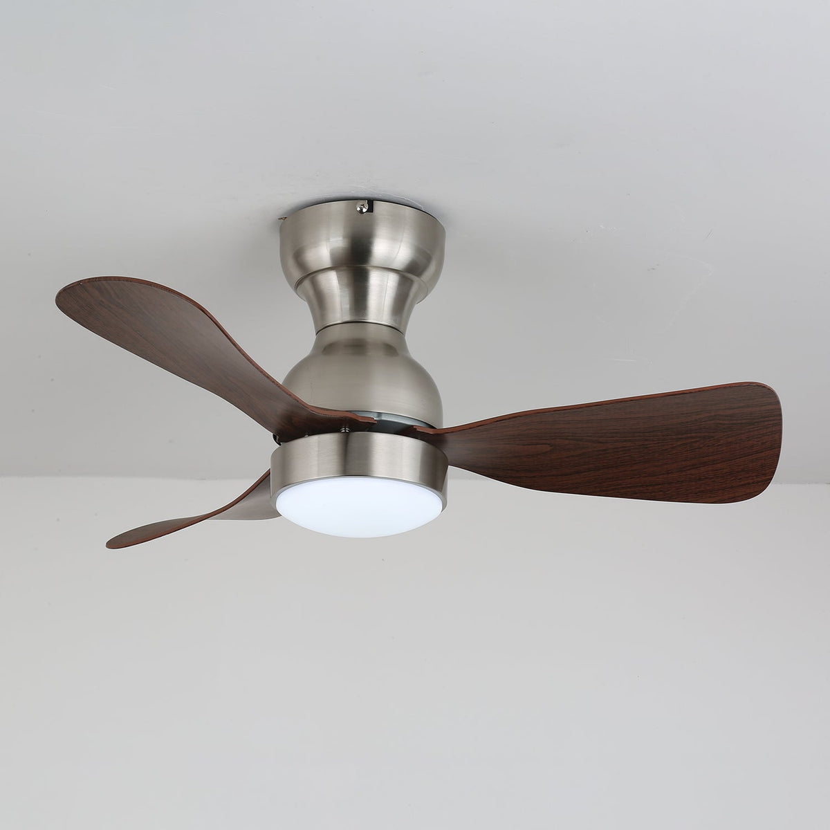 Aurdorus Moderne plafondventilator met verlichting van walnoothout