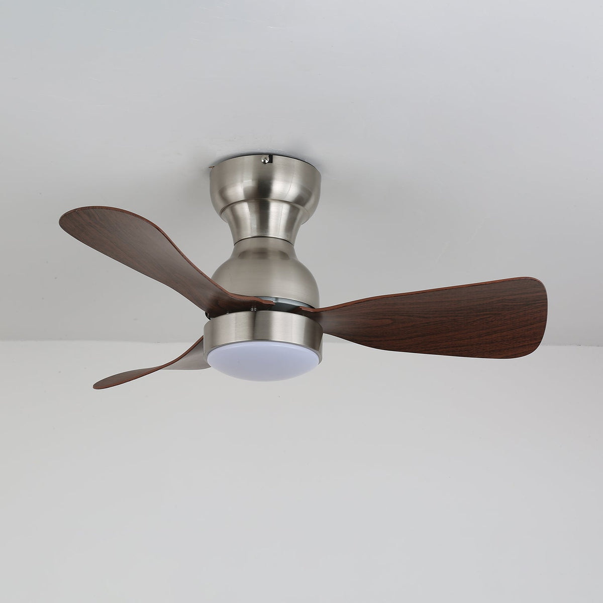 Aurdorus Moderne plafondventilator met verlichting van walnoothout