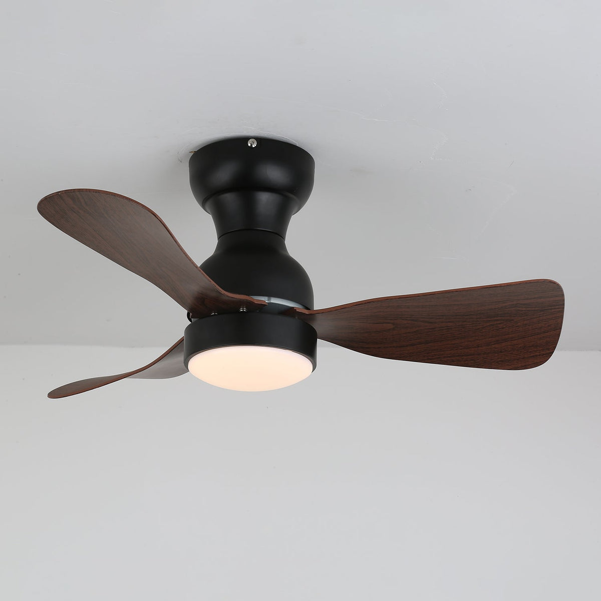 Aurdorus Moderne plafondventilator met verlichting van walnoothout