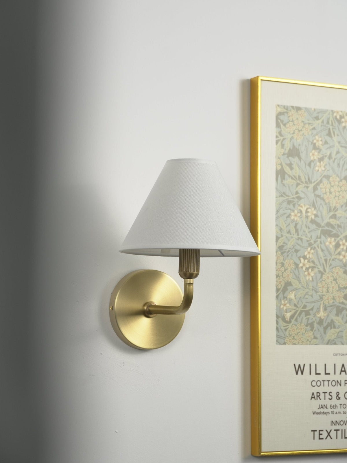 Solivelle wandlamp met messing afwerking