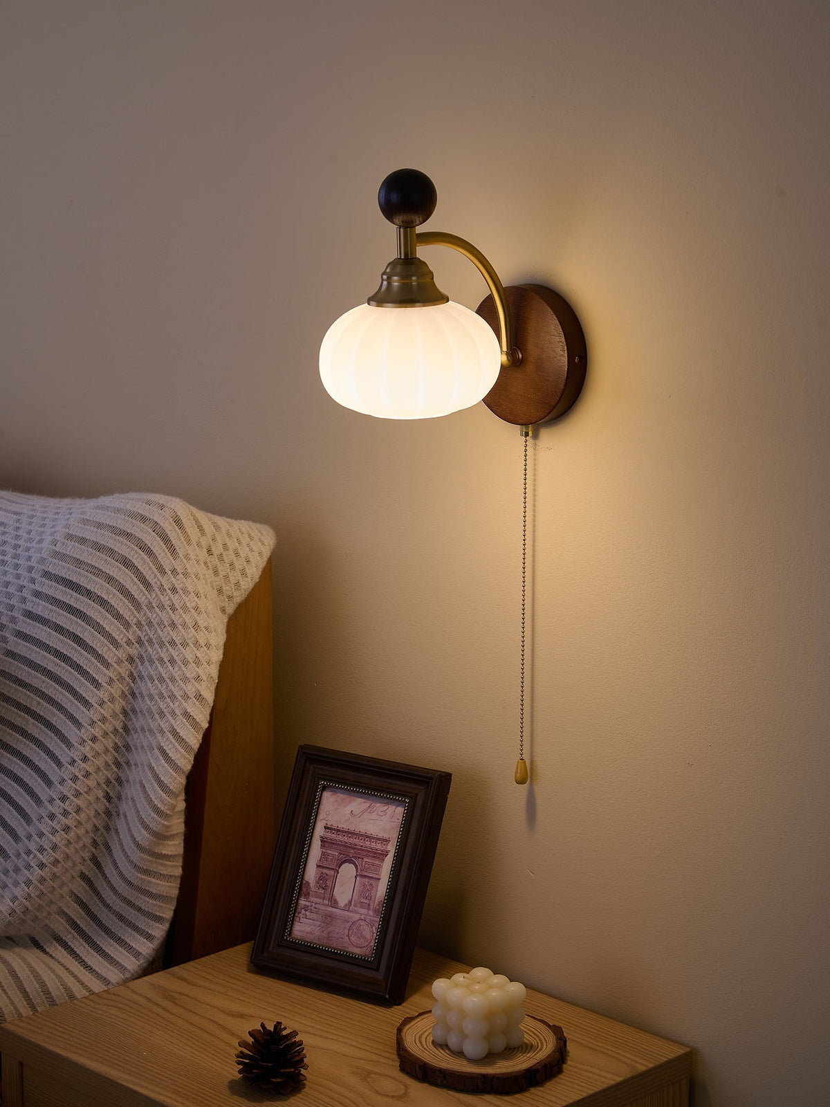 Eshae Premium Noordse kunst wandlamp met stoffen kap en hout